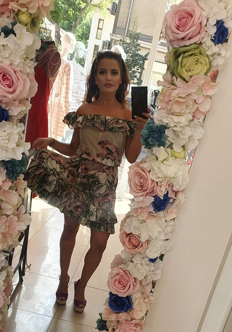 Рокля Flora Breeze с паднали рамена