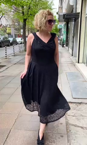 Дантелена рокля Bella Curve