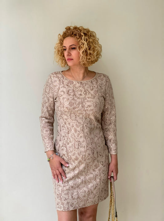 Коктейлна рокля Beige Allure