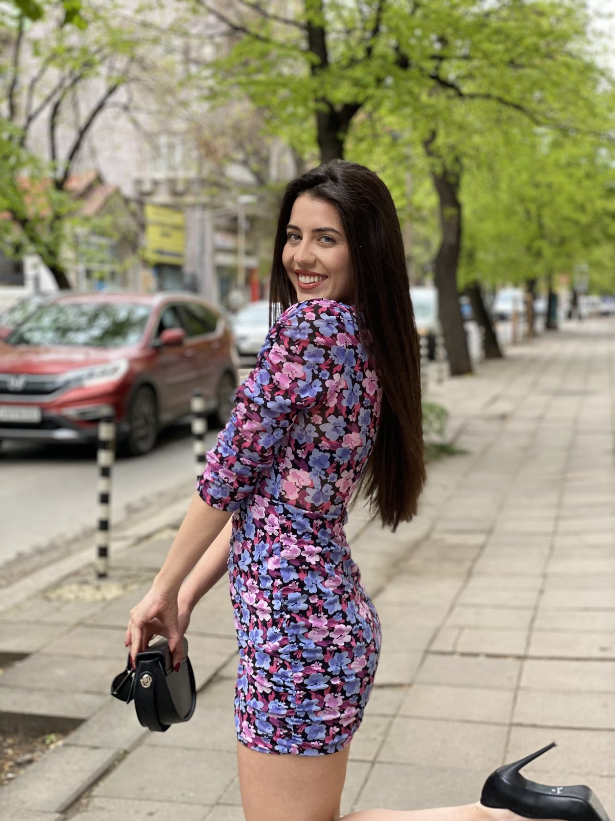 Къса рокля с дълъг ръкав Floral Night