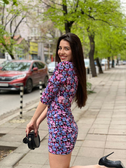 Къса рокля с дълъг ръкав Floral Night
