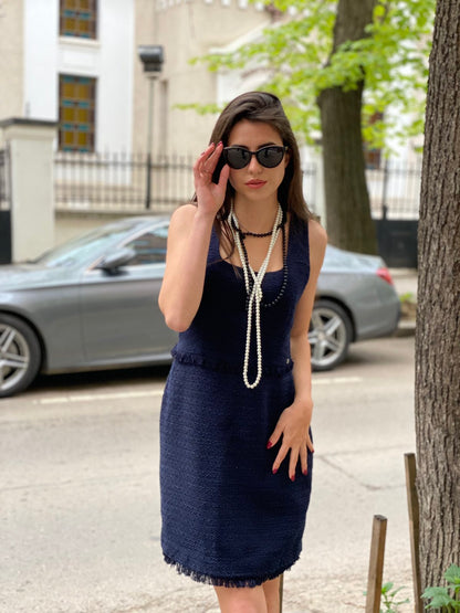 Елегантна рокля от тъмносин туид Diori
