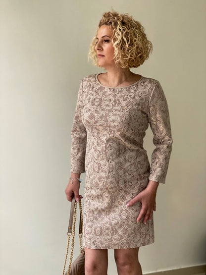 Коктейлна рокля Beige Allure